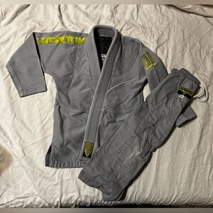 Hypnotic jiu jitsu youth gi size M2